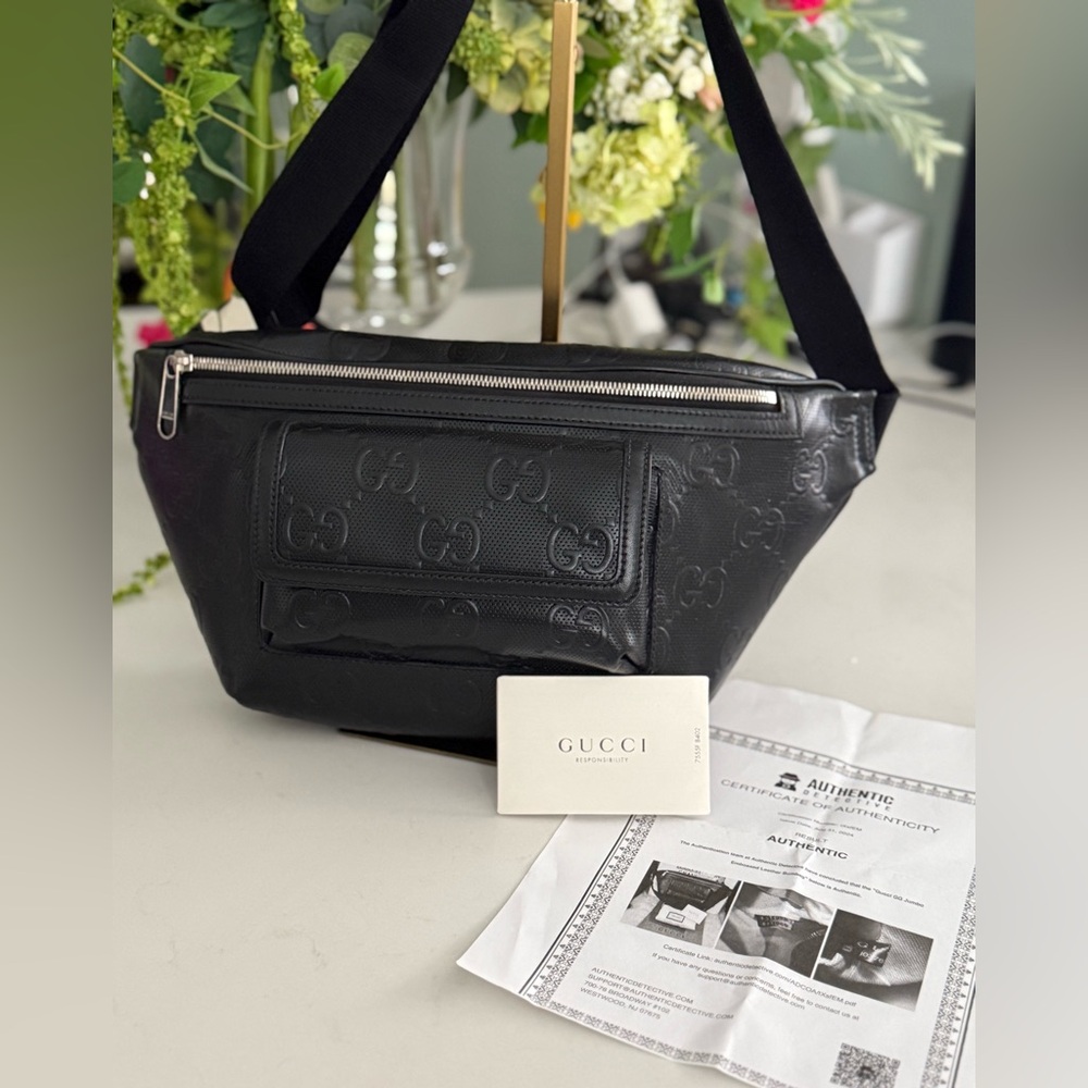 GUCCI Jumbo GG Embossed Black Leather Belt Bag